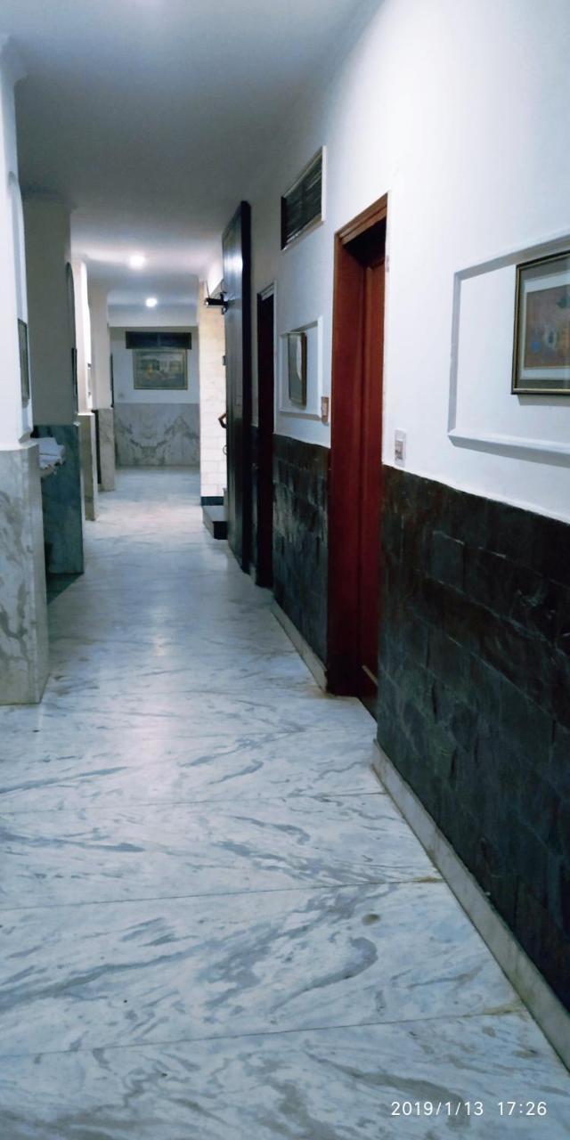 Hotel India International Nueva Delhi Exterior foto