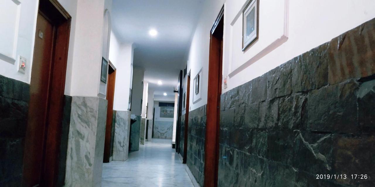 Hotel India International Nueva Delhi Exterior foto