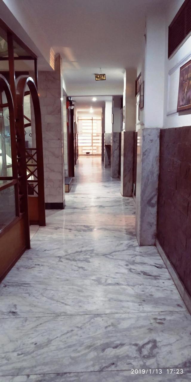 Hotel India International Nueva Delhi Exterior foto